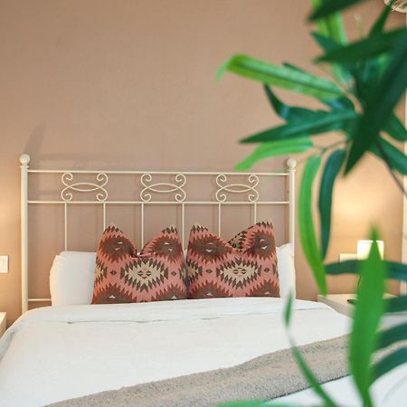 סביליה Spacious 2 Bedroom Apt In The Heart Of Triana מראה חיצוני תמונה