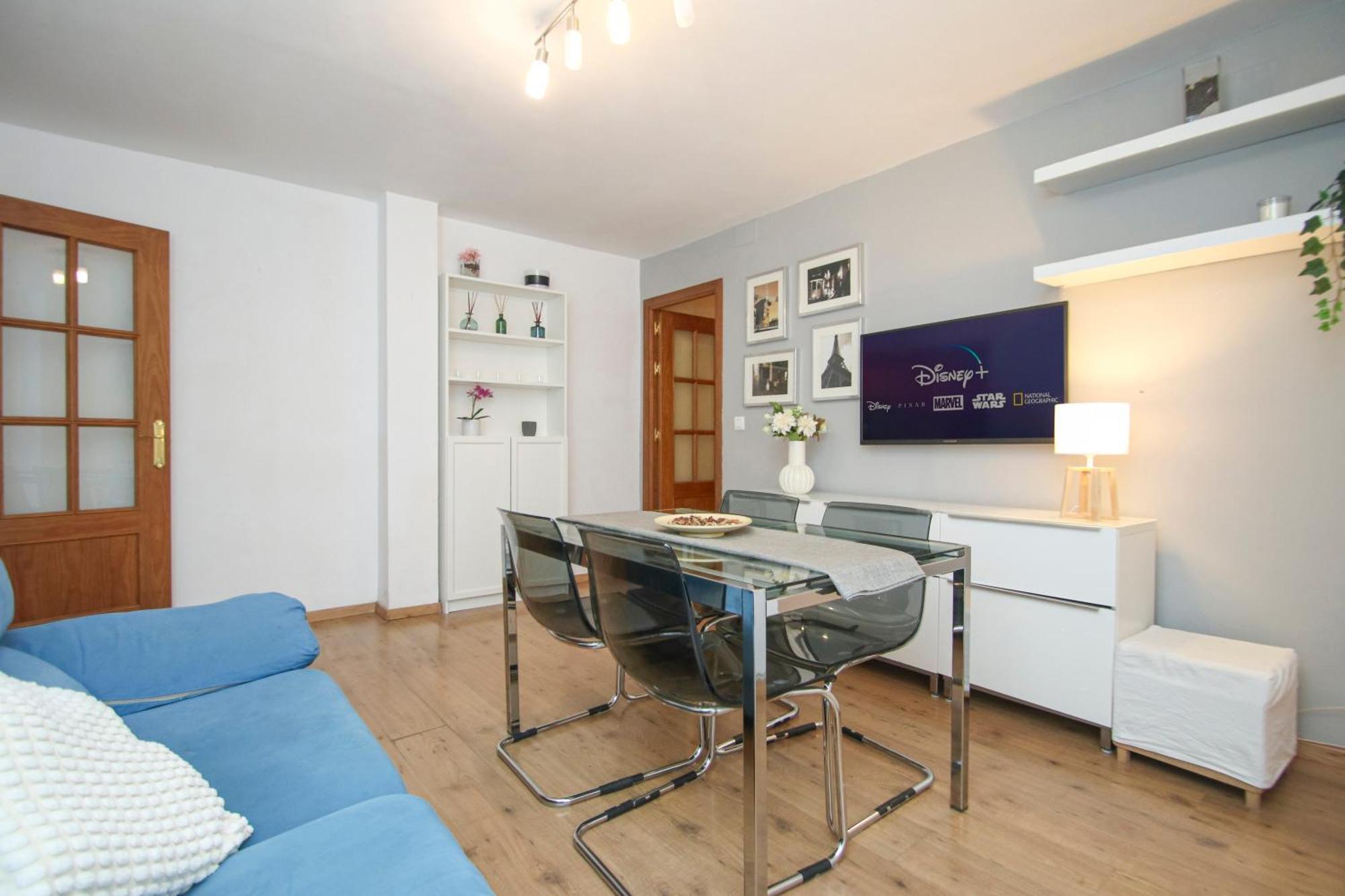 סביליה Spacious 2 Bedroom Apt In The Heart Of Triana מראה חיצוני תמונה